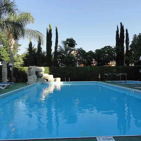 Apart-hotel Estella Limassol