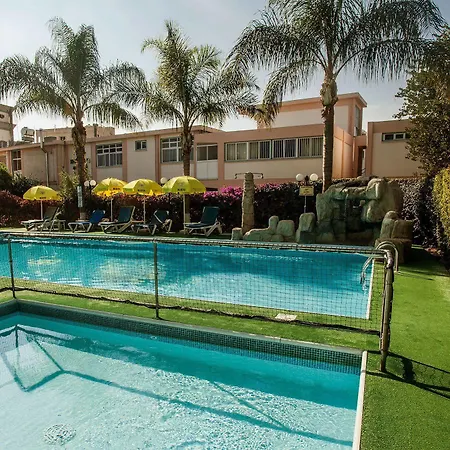 Apart-hotel Estella Limassol